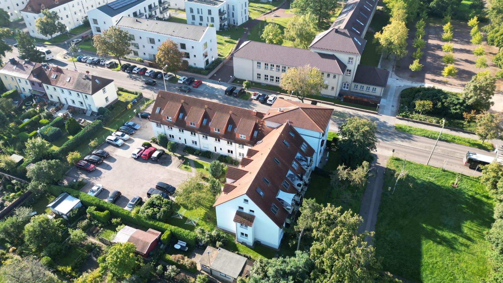 Fewo Am Park - 4P, Boxspringbett, Balkon, Smarttv, Gesundbrunnen, Familienfreundlich Halle  Exterior photo